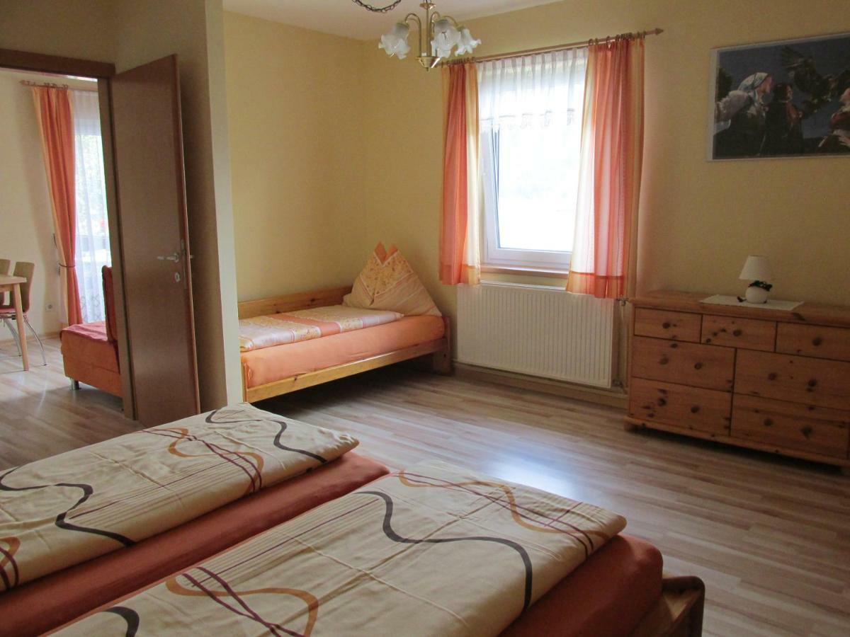 Ferienhaus أنينهايم المظهر الخارجي الصورة